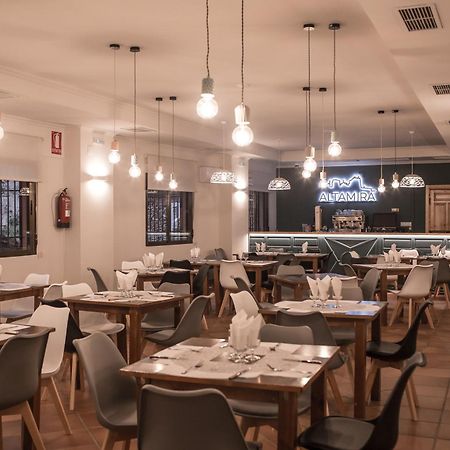 Hostal Altamira Guadalupe Guadalupe  Zewnętrze zdjęcie