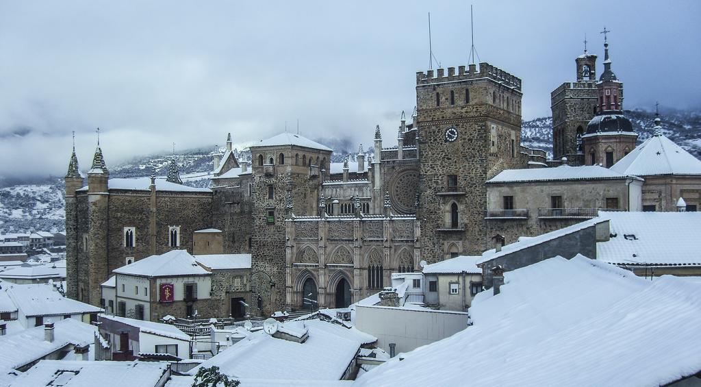 Hostal Altamira Guadalupe Guadalupe  Zewnętrze zdjęcie